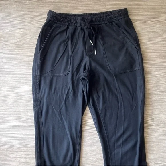 Athleta Farallon joggers, size 6 (I usually wear a size 8 and these fit), black - Picture 2 of 10